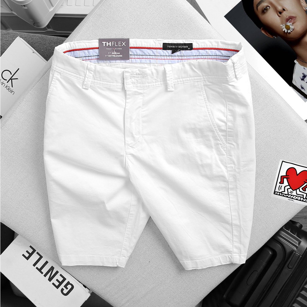 Quần Short Kaki Nam Tommy Hilfiger Form Thể Thao, Ngang Trên Gối, Vãi Mềm Mịn Co Giãn Tốt.