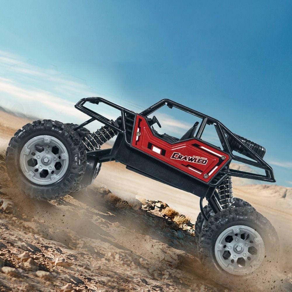 Xe Địa Hình Điều Khiển Từ Xa Làm Quà Tặng Cho Bé