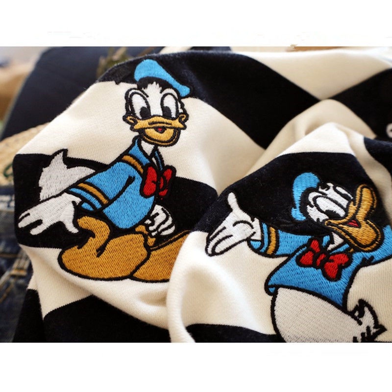 Áo Sweater Tay Dài Mỏng Thêu Họa Tiết Sọc Chuột Mickey Vịt Donald Thời Trang Xuân Thu Mới Cho Nữ