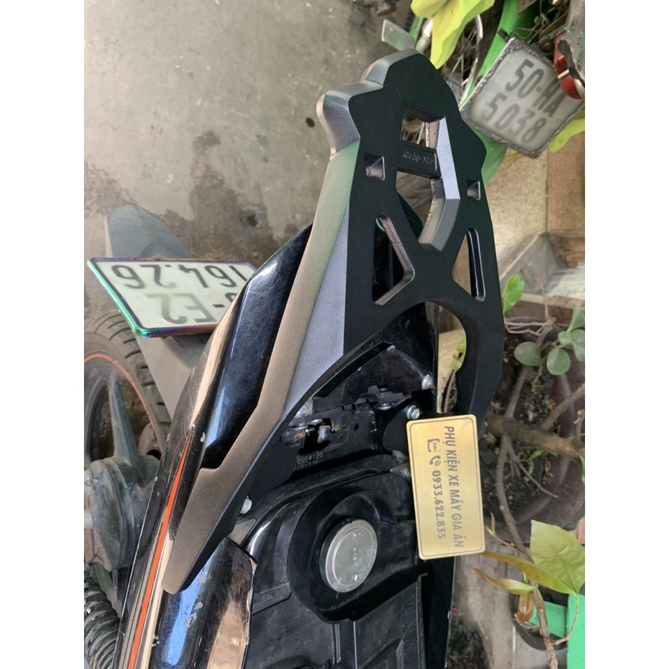 Tay dắt, cảng sau, baga sau Sirius Fi Sirius Fi nhôm đúc nguyên khối