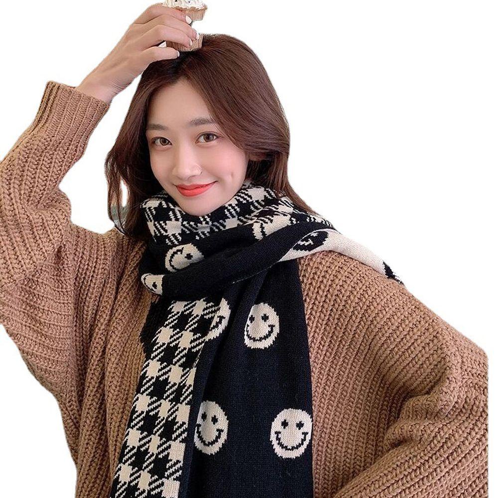 Khăn Choàng Cổ Dệt Kim Mềm Mại In Họa Tiết Mặt Cười Thời Trang Cho Nữ