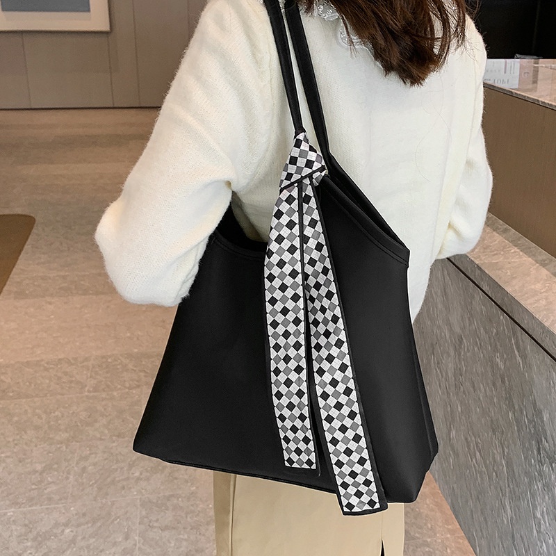 Túi Đeo Vai Cỡ Lớn Thời Trang Cho Nữ