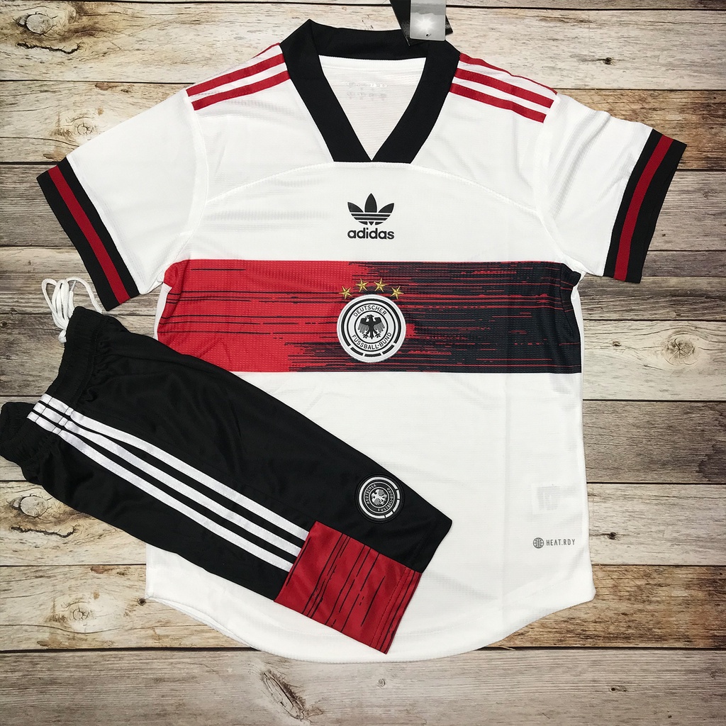 Áo Bóng Đá ĐỘI TUYỂN ĐỨC - Chuẩn Mẫu Thi Đấu-Đen - Vải Polyeste Siêu Thoáng-Siêu Bền