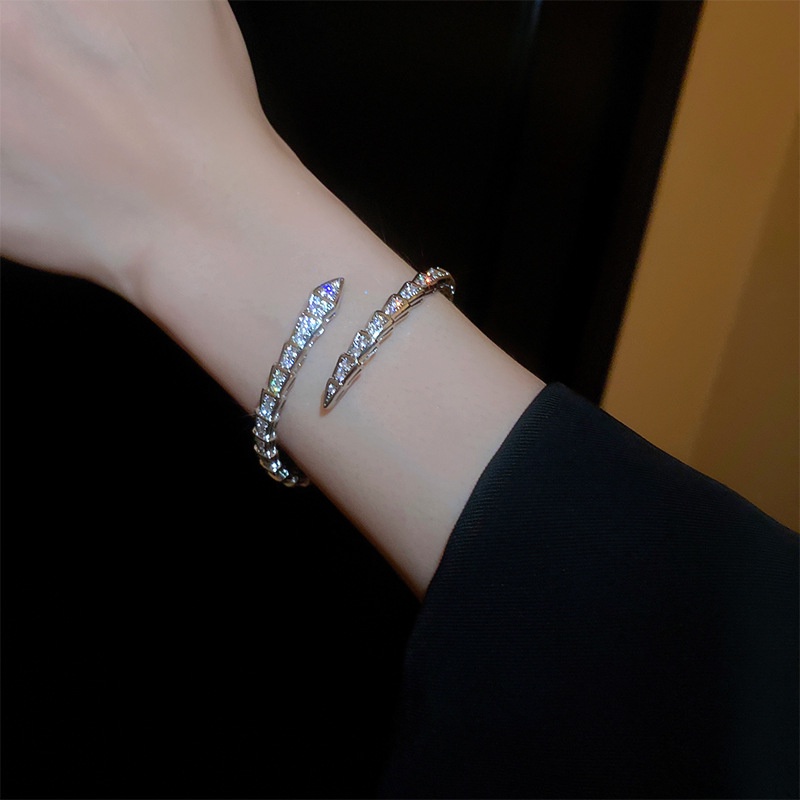 Vòng Tay Dạng Hở Hình Rắn Đính Đá Zircon Thời Trang Cho Nữ