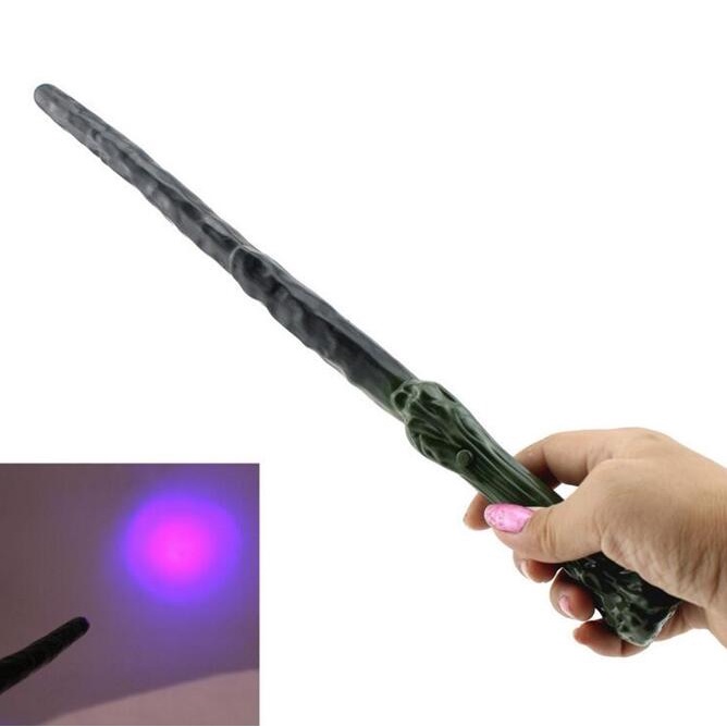 Gậy Phép Thuật Có Đèn LED Và Âm Thanh 36cm Cho Lễ Halloween