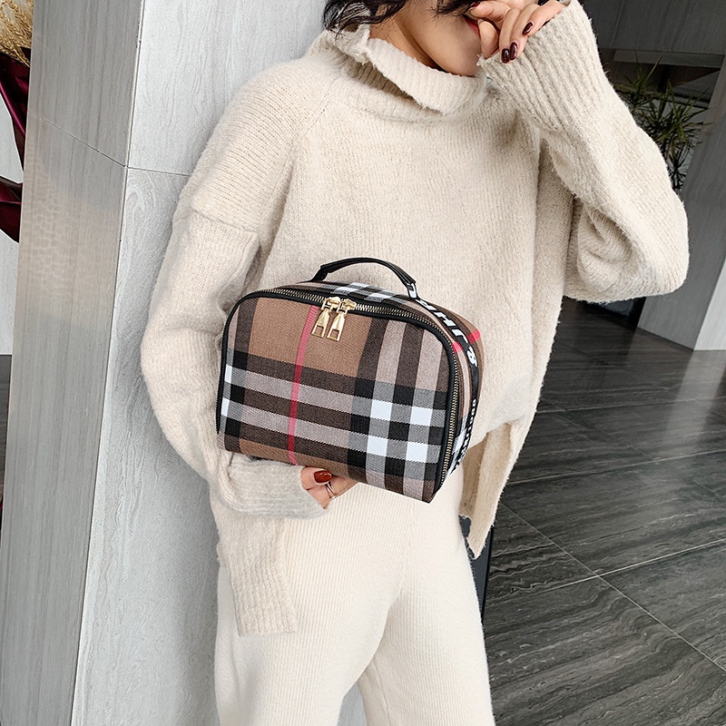 Túi Đựng Mỹ Phẩm Tiện Dụng Mang Đi Du Lịch Cho Bạn Gái