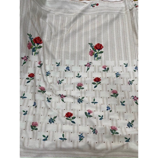 Vải tex nhung hoạ tiết hoa hồng