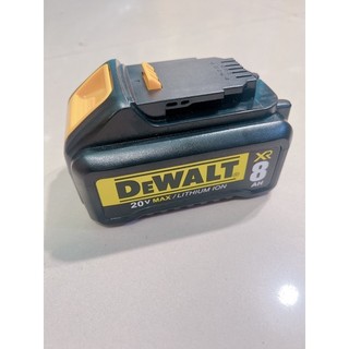 Pin đóng mới Dewat 18v 8A Cell 21700.pin đóng nhận sạc zin có leb báo pin