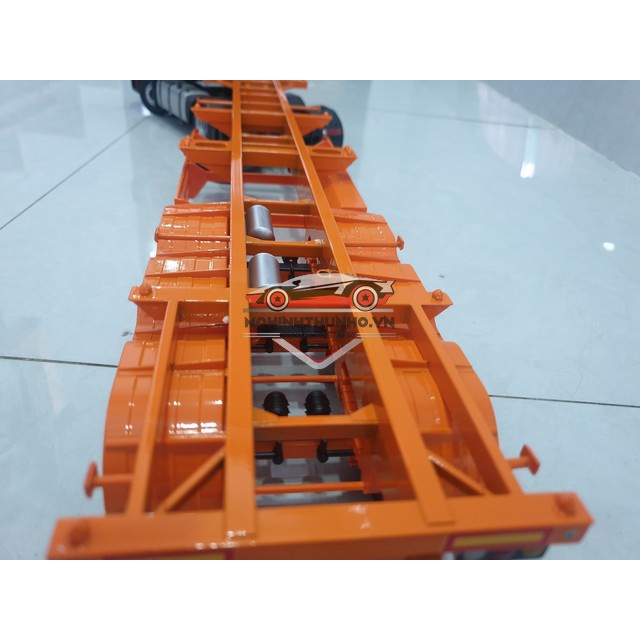 Mô hình rơmooc container, tỉ lệ 1:24