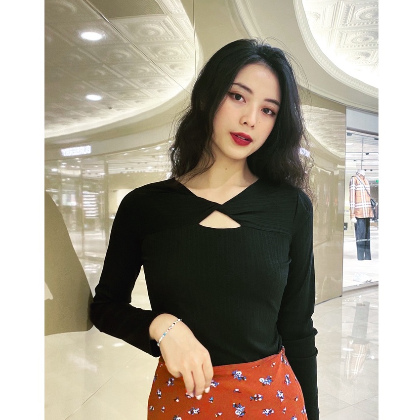 Áo thun cao cấp cut out  Helen - MAIIMER