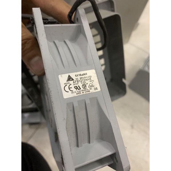 Quạt tháo Mac Apple PRO vuông 12cm delta 12v 0.75A