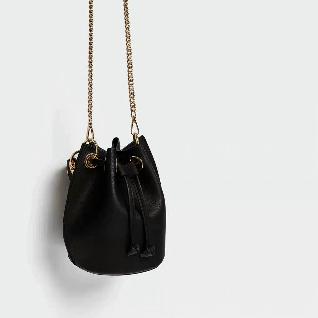 Túi Zara Bucket