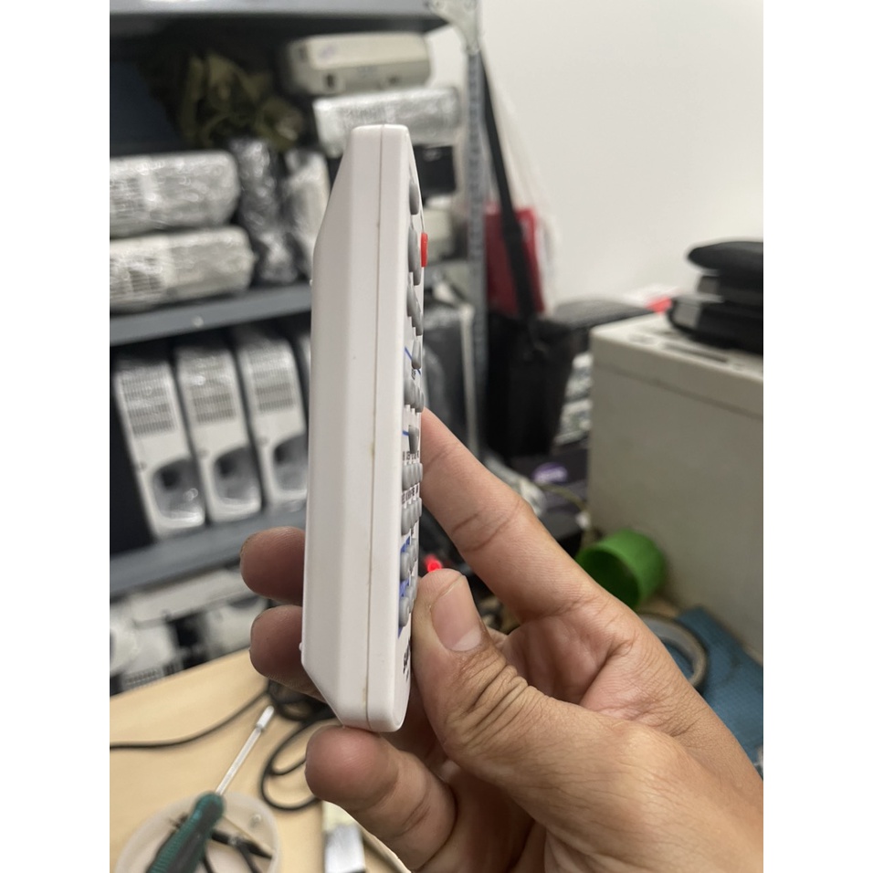 REMOTE MÁY CHIẾU SANYO