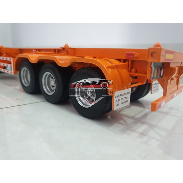 Mô hình rơmooc container, tỉ lệ 1:24