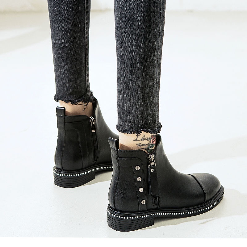 Giày Bốt Martin Cổ Thấp Đế Bằng Màu Đen Có Khóa Kéo Thời Trang Thu Đông 2022 Cho Nữ