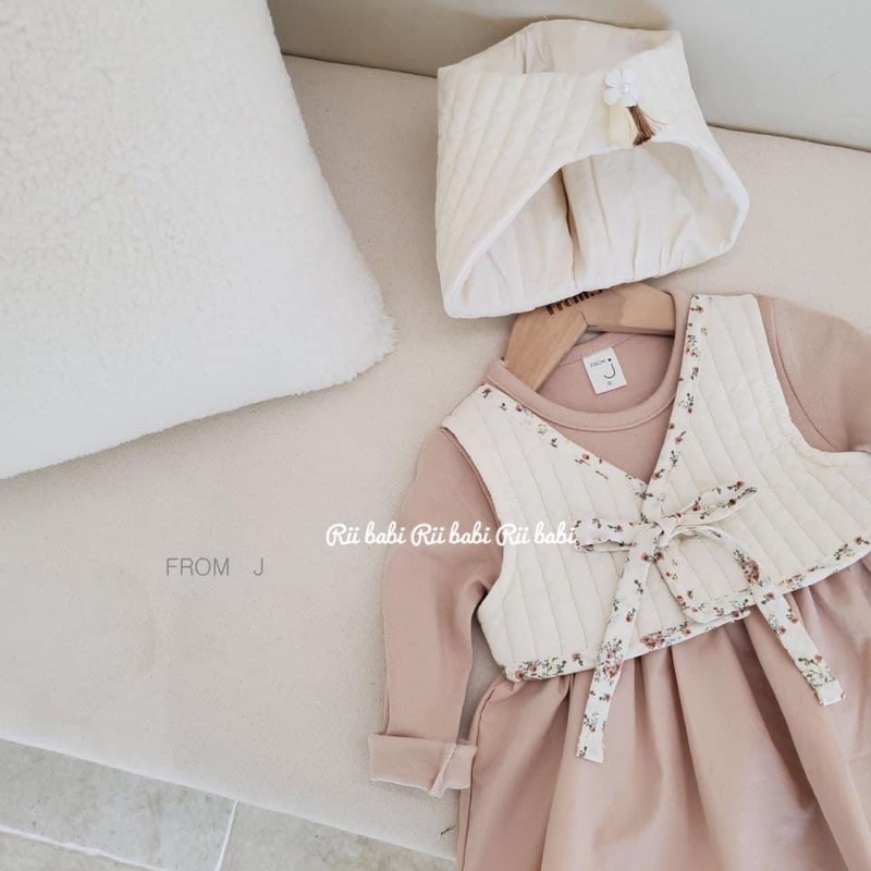 Hanbok Hàn Quốc cho bé gái dễ thương hãng FromJ
