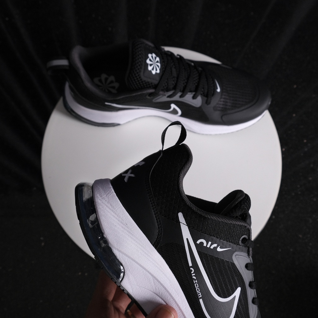 Giày Thể Thao AM 2022