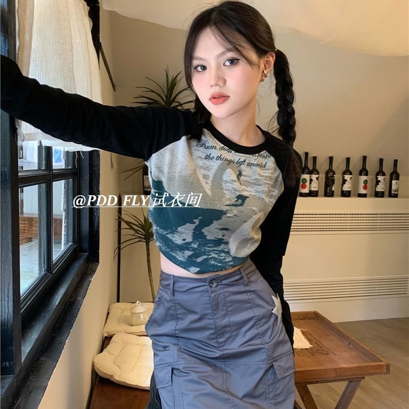 COZOKC COZOK Áo thun crop top COZOK tay dài in họa tiết phong cách vintage thời trang trẻ trung