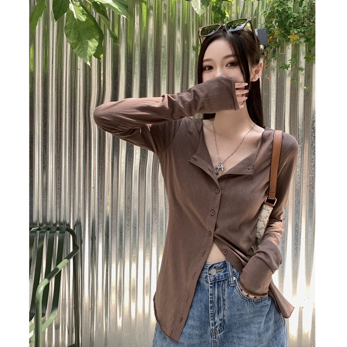 Porozi  Áo tay dài cổ chữ v màu sắc đơn giản cho nữ