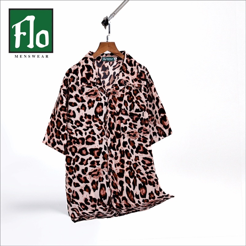 Áo sơ mi FLO MENSWEAR tay ngắn họa tiết da beo chất lụa mango không nhăn