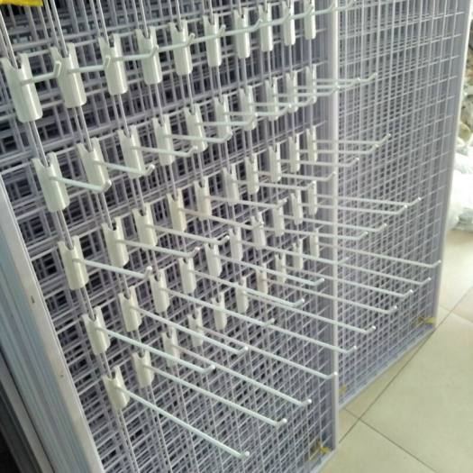 Móc treo hàng mạ kẽm sáng bóng