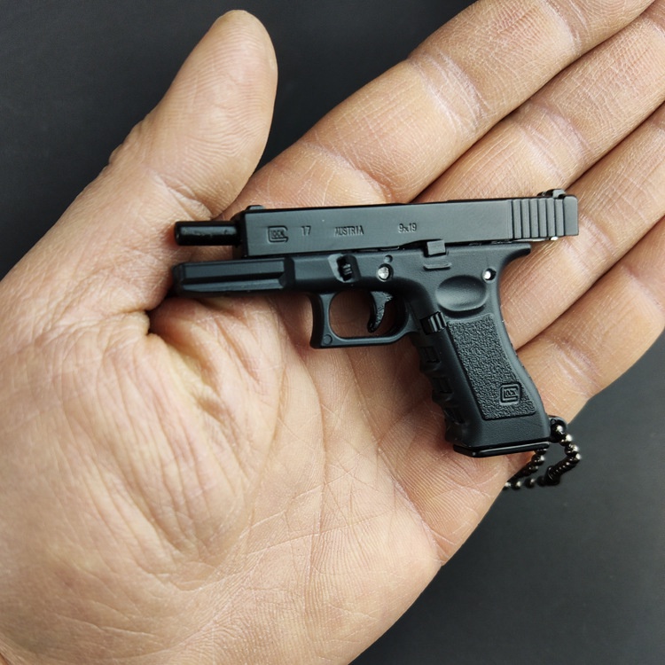 Móc khoá mô hình Glock 17