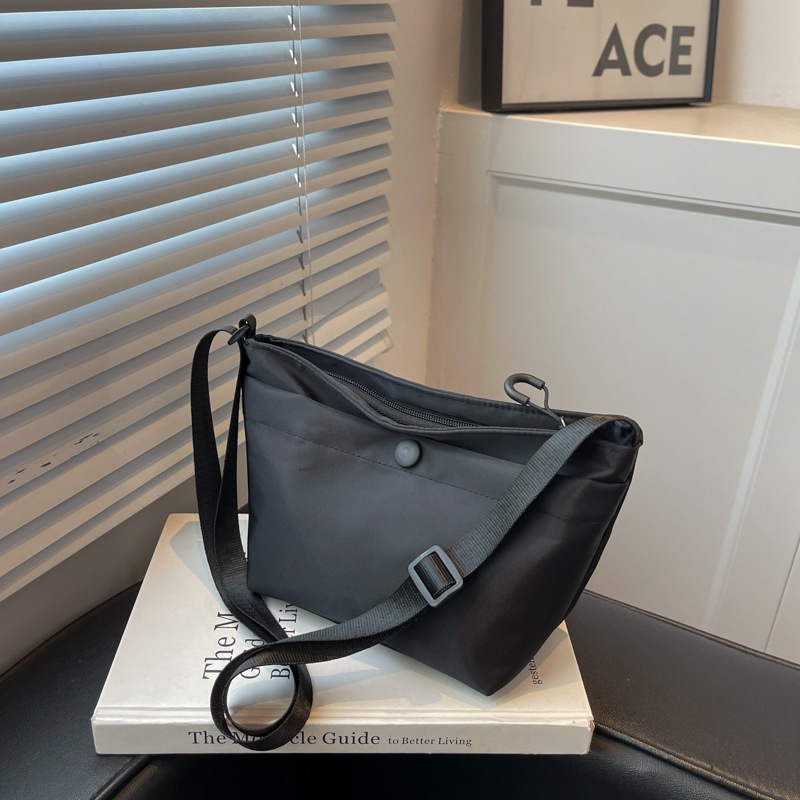 Túi Vải Nylon Đeo Vai Nhỏ Xinh Thời Trang Thu Đông 2022 Mới