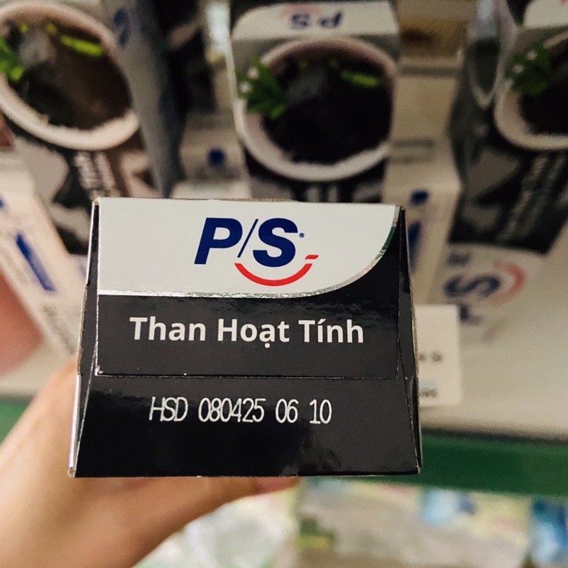 Kem đánh răng P/S Than hoạt tính trắng răng tự nhiên