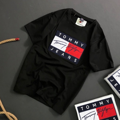 Áo Thun Nam Nữ Mặc Mọi Lứa Tuổi In Hình Hoạt Hình SHIN Siêu Đẹp AT17