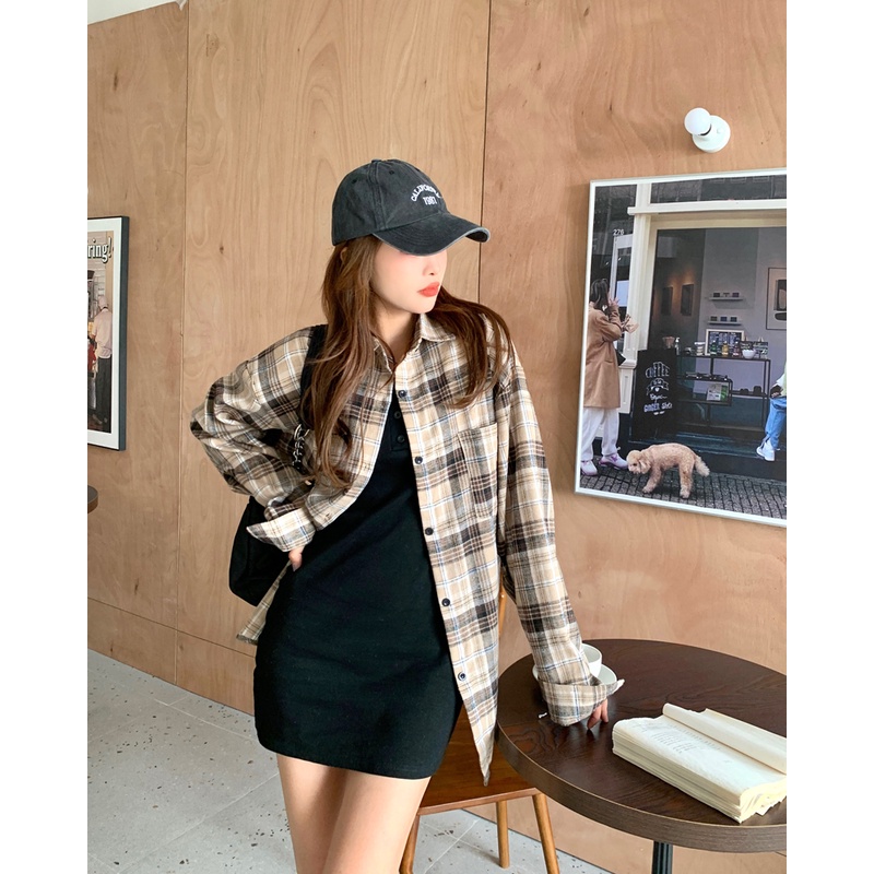 Áo Sơ Mi Nữ Ca Rô Dài Tay Cổ Bẻ Form Dài Rộng Thời Trang Hàn