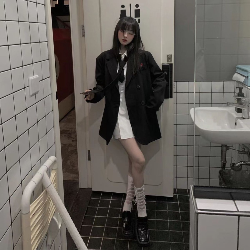 Bộ Áo Sơ Mi Dáng Ôm Phối Chân Váy Ngắn Lưng Cao Thời Trang Xuân Thu 2022 Cho Nữ