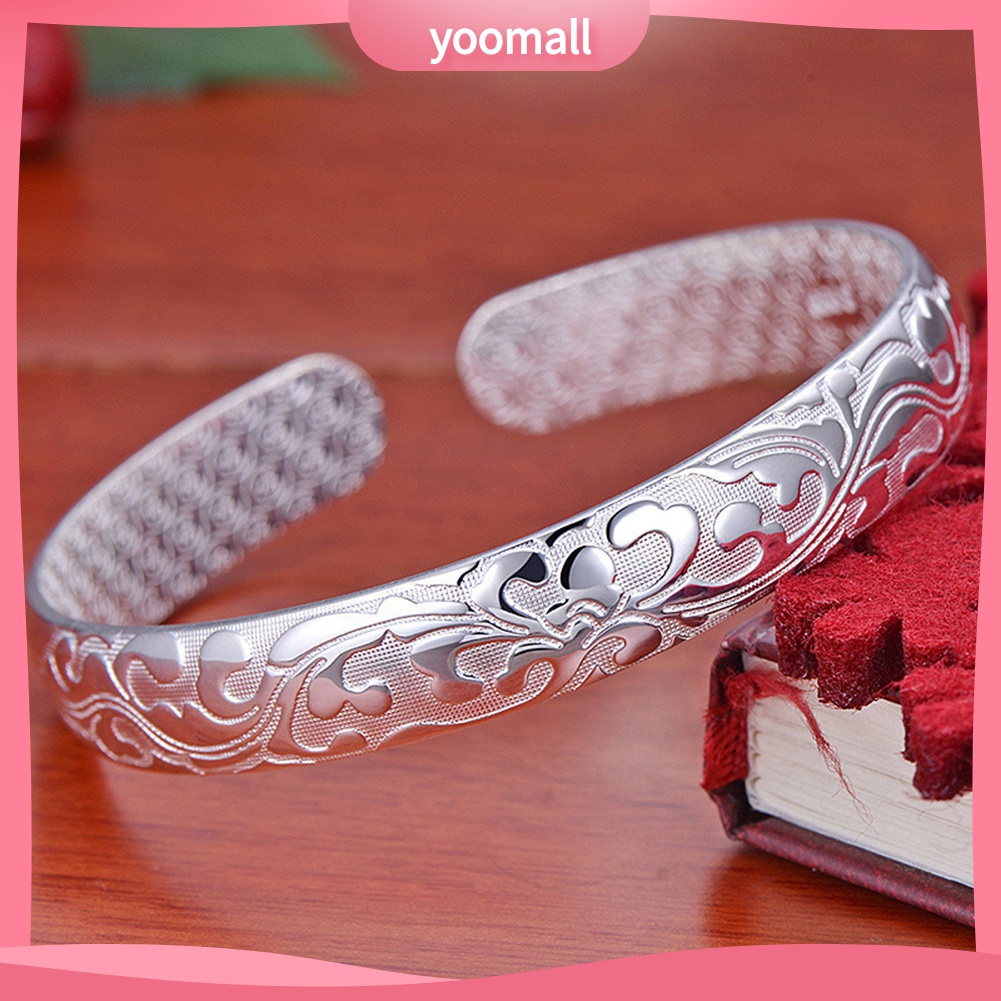 Vòng tay nữ trang tạo hình độc đáo