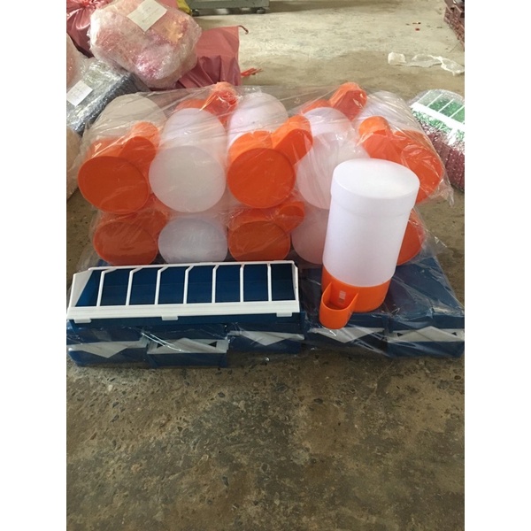Bình đựng nước uống gà chọi nòi loại 1 lít