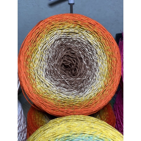 Sợi cầu vòng cotton100% se 2mm  26k/100g móc nón , túi, balo, chăn, thảm , thú, vỏ gối ..