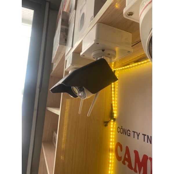 Mái che camera Imou,ezviz Bằng nhựa , thẩm mỹ cao, chống mua cho cam thân ngoài trời.