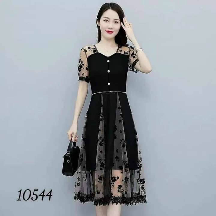 Váy đầm trung niên cho mẹ dự tiệc màu đen dáng xòe tay lỡ phối lưới hoa Linhnastore