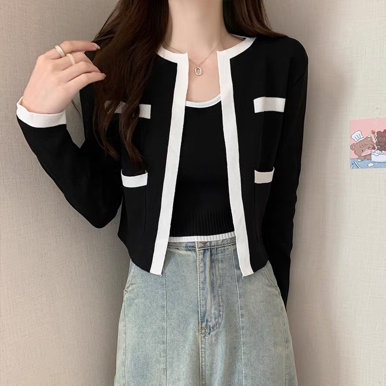Set Bộ Len Mongtoghi 2 Món Áo Ba Lỗ Và Áo Khoác Viền Dài Tay Cổ Tròn Có Túi Croptop Cardigan Ailee AO NU 007A1
