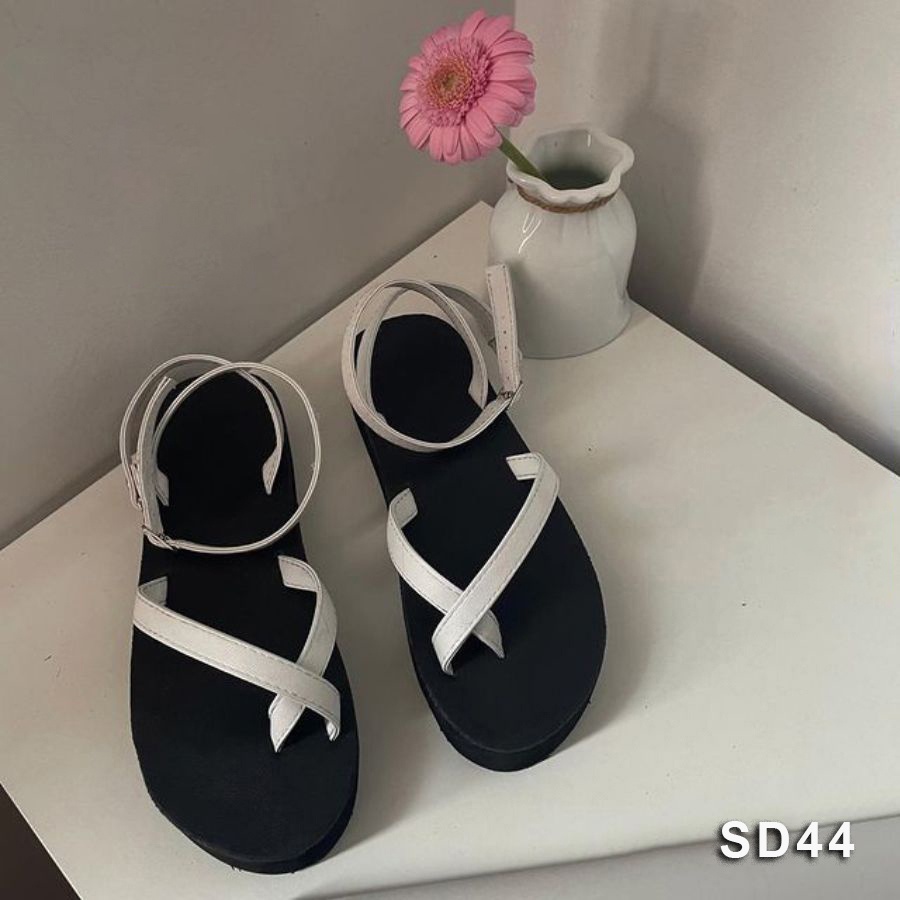 Dép sandal Nam Nữ quai da mềm Đế bệt Cao Su ôm chân mã SD44 SD05 SD06 SD07