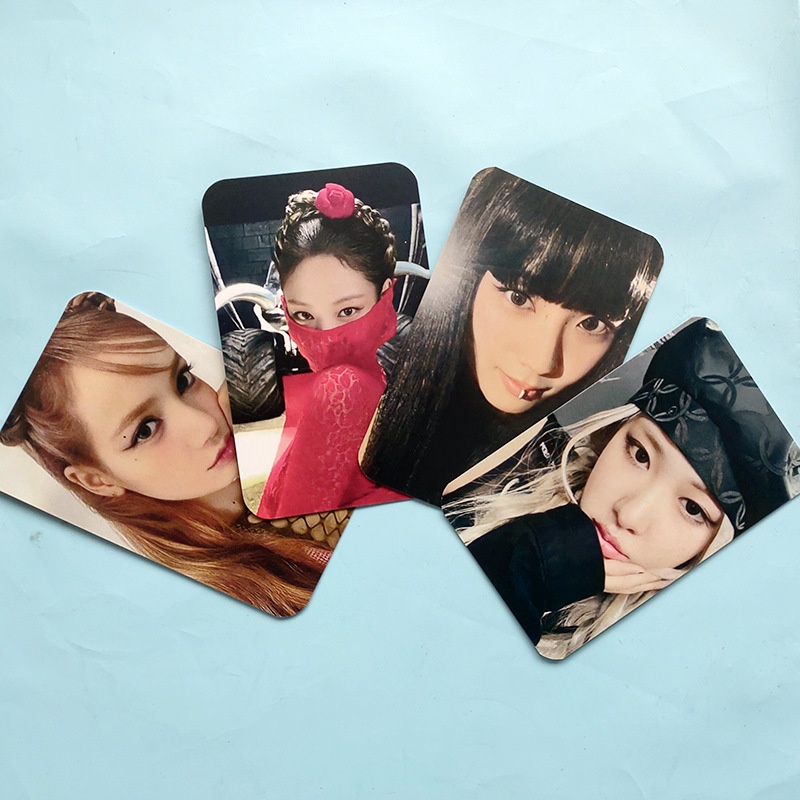 Set 4 Tấm Thẻ Ảnh Nhóm Nhạc BLACKPINK