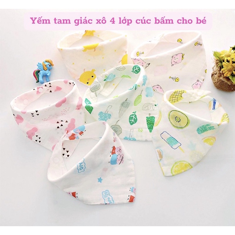 Khăn quàng cổ hàng carter có cúc bấm cho bé