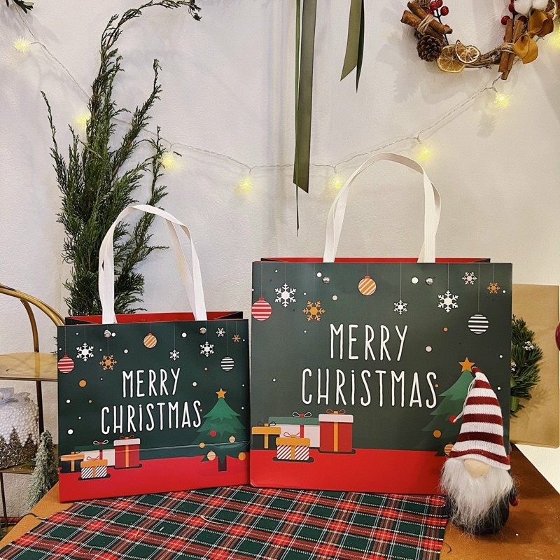 Túi giấy Noel bìa cứng 2 Size