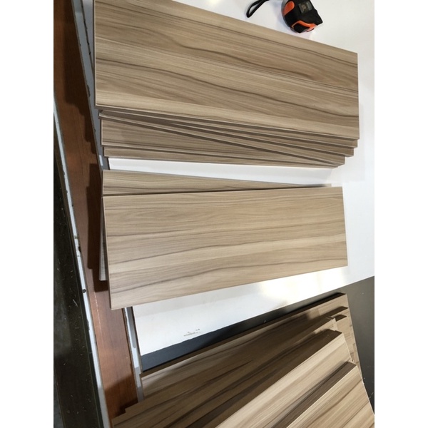 Kệ xinh treo tường HOÀNG HUY DECOR bộ 3 kệ âm tường nhiều kích thước nhiều màu kèm phụ kiện