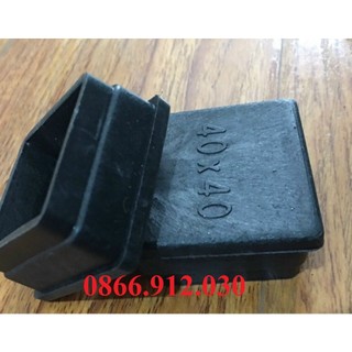10 chiếc vuông 40x40 đóng trong, nút  cao su bọc trong chân bàn ghế, ống hộp , đầu bịt chân sắt, nút chống xước