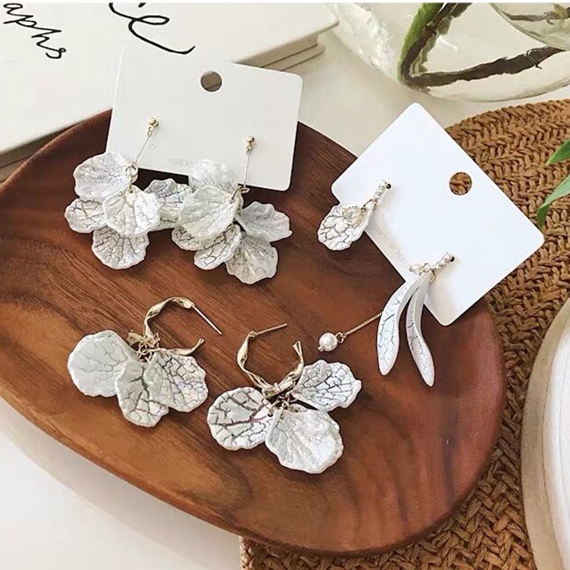 (1 cái)cánh hoa nhựa nứt nhiều size, Nguyên liệu làm trang sức cổ trang, Nguyên liệu diy