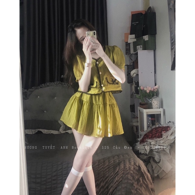 Set tiểu thư croptop chan váy xoè ( sale )