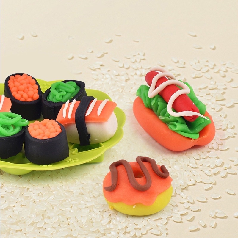 Đồ Chơi Đất Nặn An Toàn Cho Bé, được làm từ bột mì ăn được - Có 2 mẫu Máy Bay & Sóc Nâu