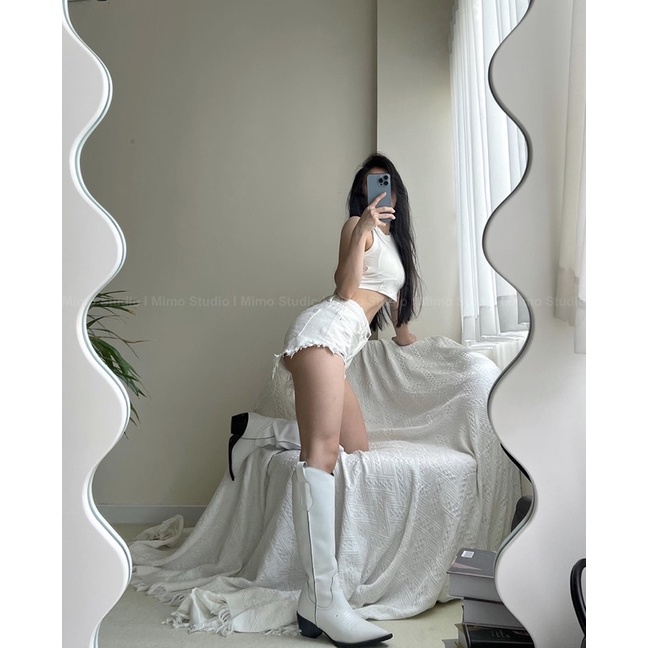 Thun croptop cổ tròn lót mút - Quần short jean rách