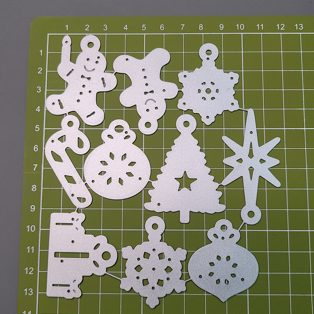 Khuôn Cắt Giấy Kim Loại Trang Trí Giáng Sinh