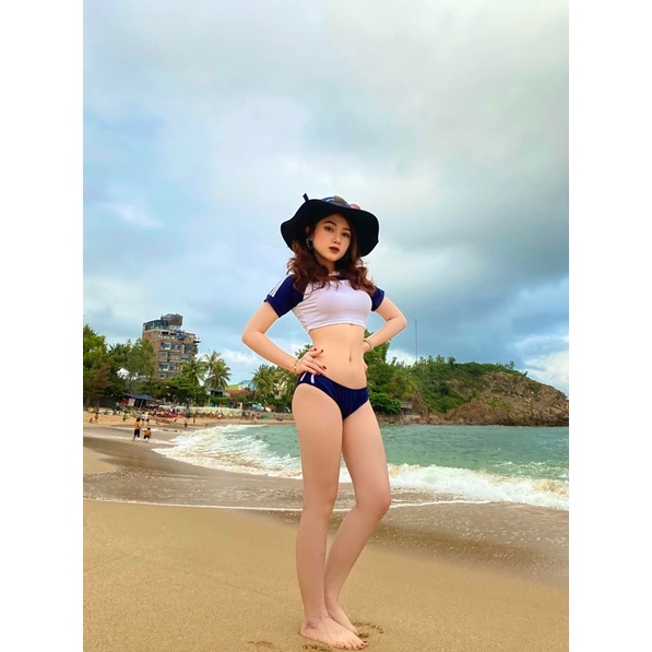 TẶNG KÈM VỚ ĐEN - Cosplay thể thao học sinh set áo thun croptop và quần chip đồng bộ