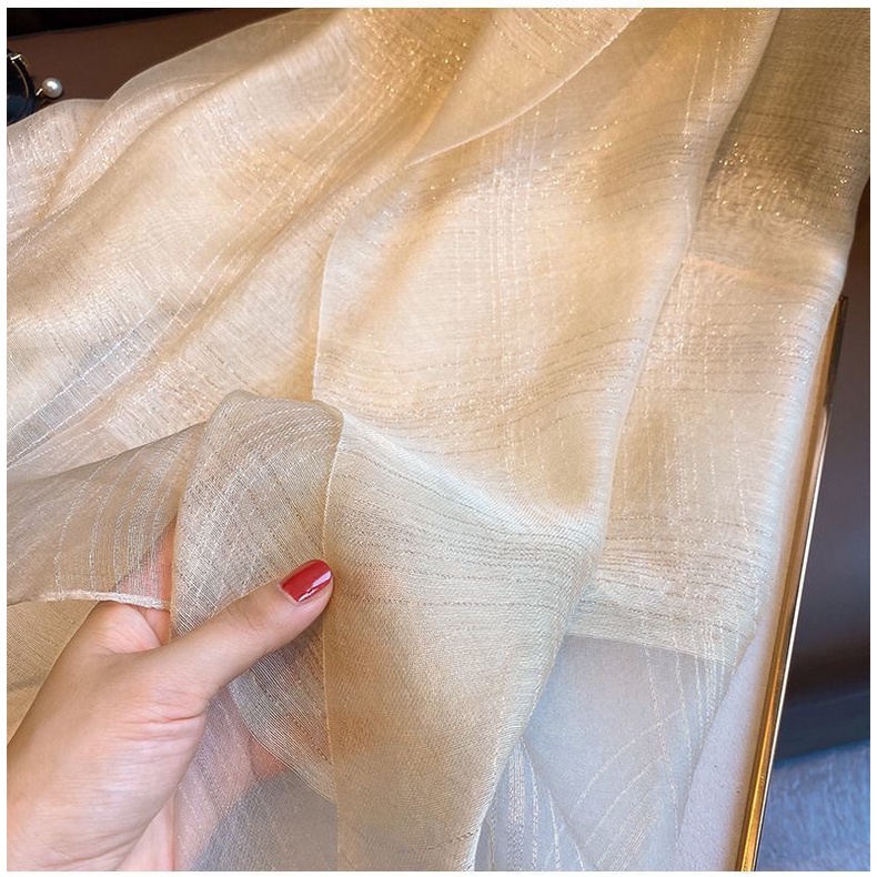 Khăn Choàng Lụa Dài Màu Bạc Thời Trang Thu Đông Phong Cách Hàn Quốc Mới Cho Nữ